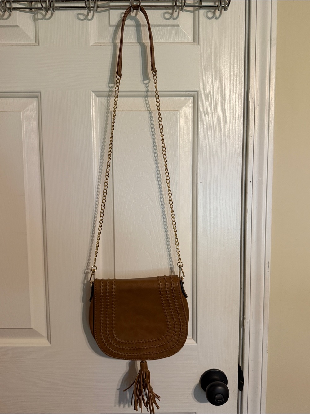 Urban Expressions Tan Tassel Chain Crossbody Bag